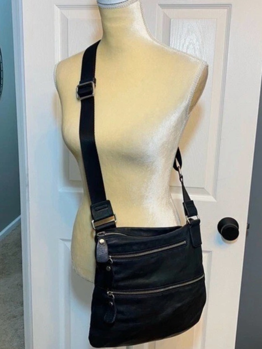 Anthropologie Margot Leather Zipper Crossbody Bag.